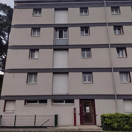 Le Brossolette 2 Homestay *